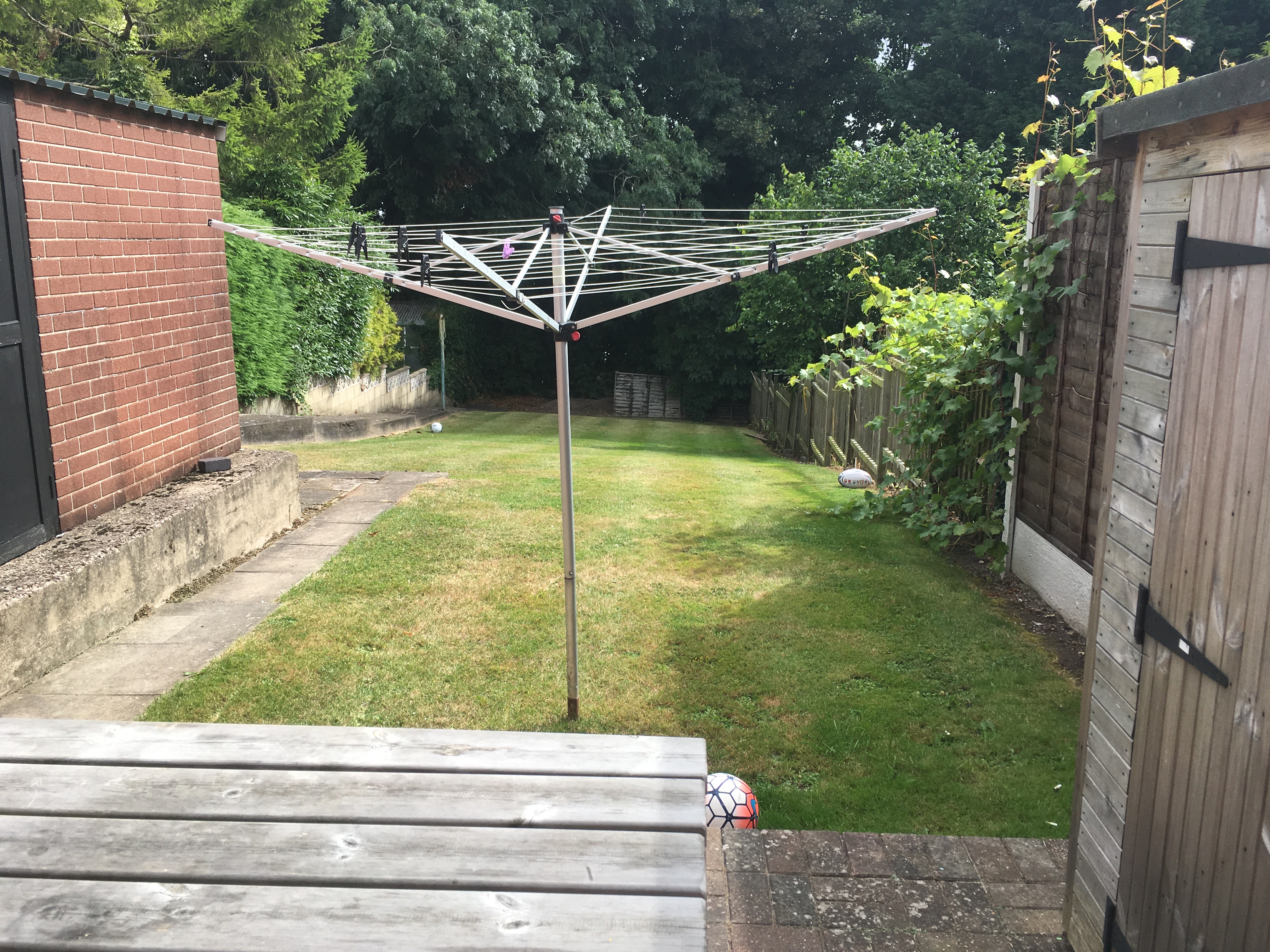 82aHR-Garden.JPG